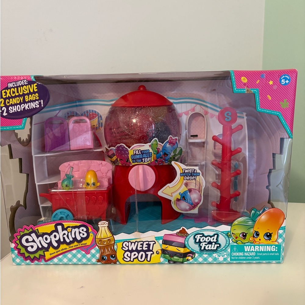 Shopkins Sweet Spot Gumball Machine Playset - Red & Pink